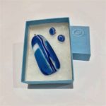MercedesOakleyGlass-blue.pendant.set