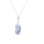 Large baroque pearl pendant